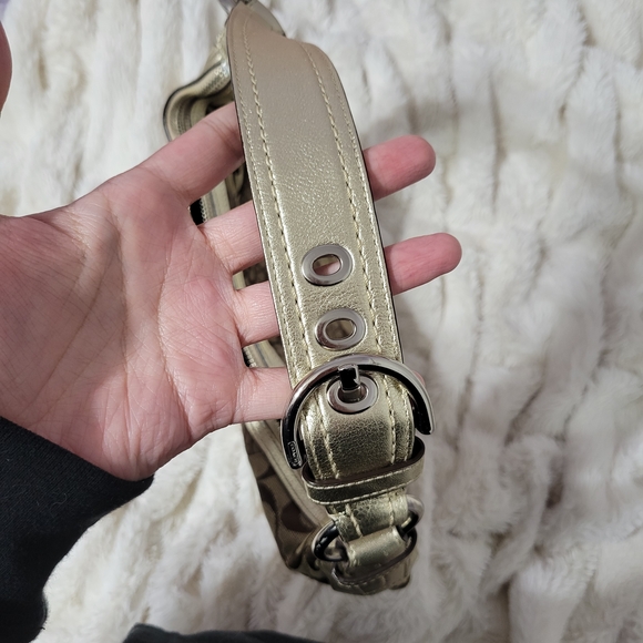 Elegant Tan Patchwork Shoulder Bag - Picture 3 of 5